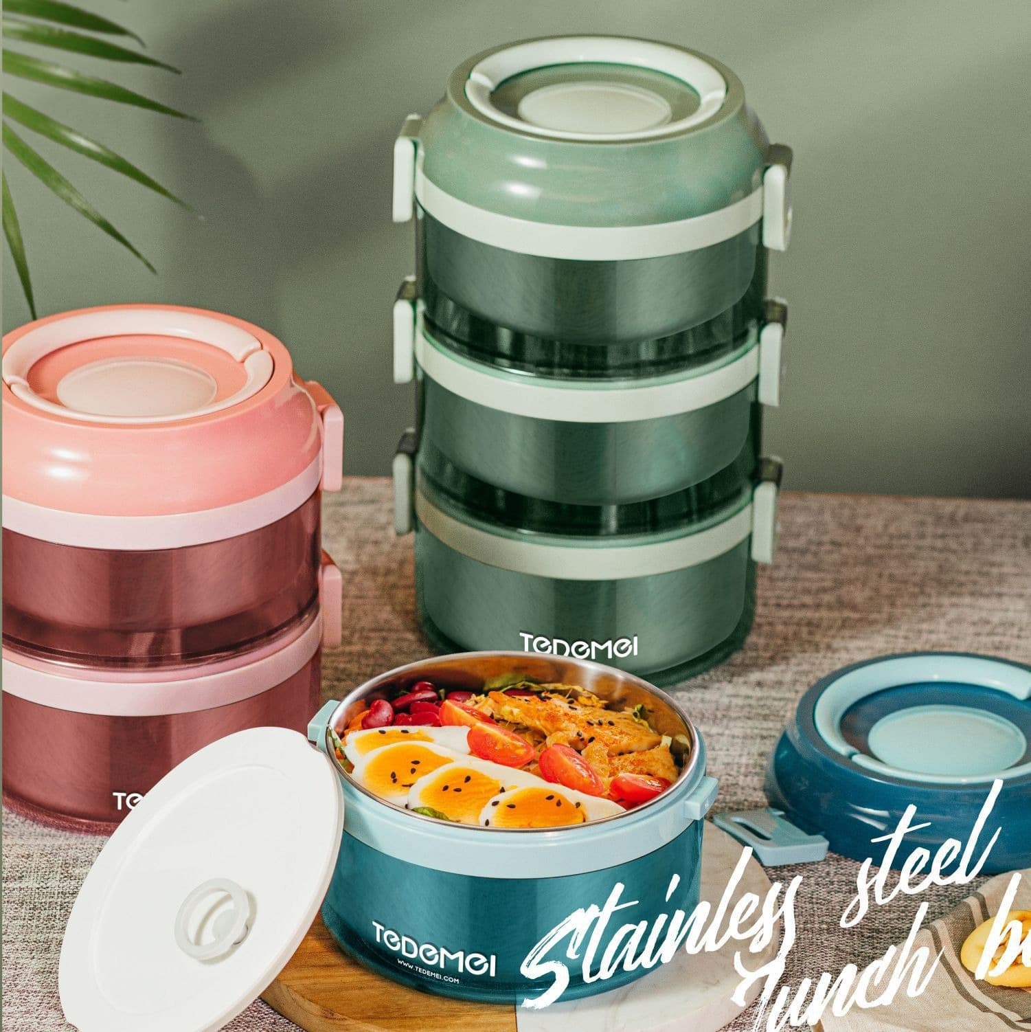 Manufacturer's dropshipping three-layer portable insulated stainless steel lunch box for male and female students lunch box office bucket