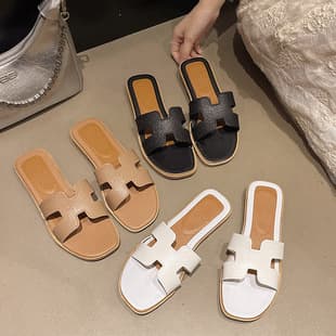 Trendy Comfortable High-Aesthetic One-Band Slippers Women's Indoor Home Outdoor Fashion Casual Retro Versatile Sandals