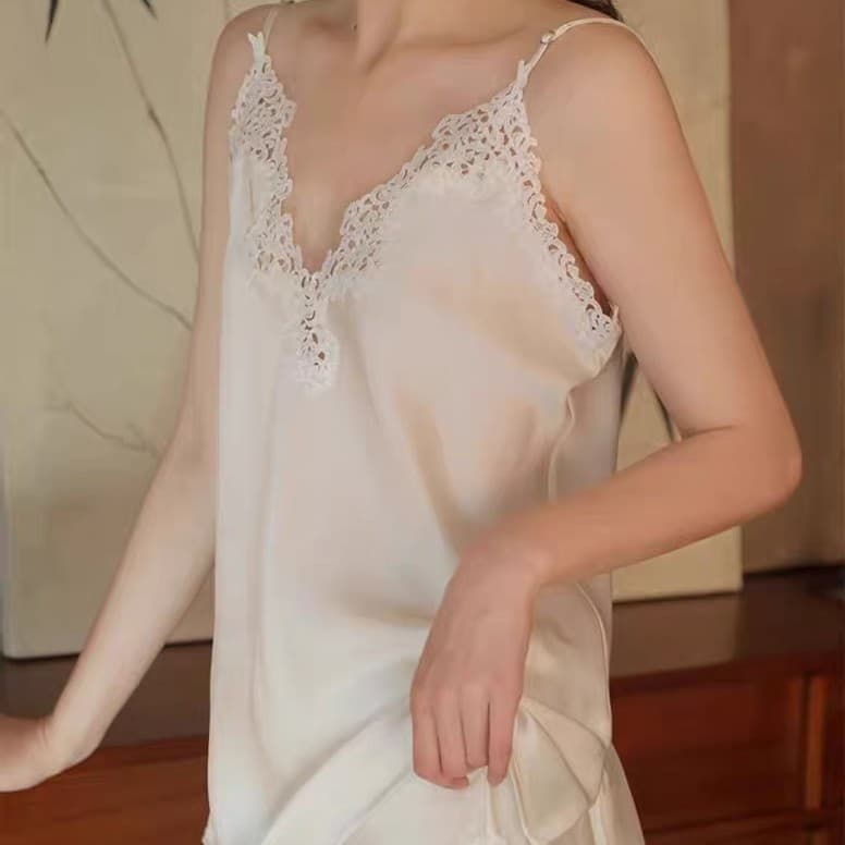 2025 New Silk-Like Women's Spring-Summer Ice Silk Camisole Lace Patchwork Sexy High-End Sleepwear Set