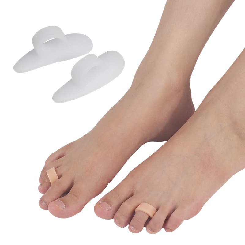 Toe separator, toe corrector, SEBS pad, protective sleeve, hallux valgus, overlapping toe separation