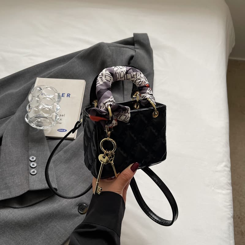 Niche Design Mini Square Bag 2025 Fall/Winter New Shoulder Bag Chic Versatile Crossbody Bag Fashion Lady Dior Style Bag