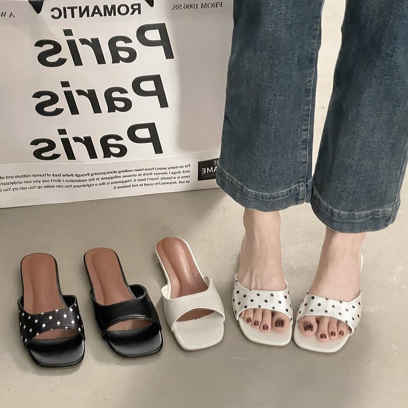 Women's Korean Flat Sandals, New Summer Beach Outdoor Slippers 2026 One-Strap