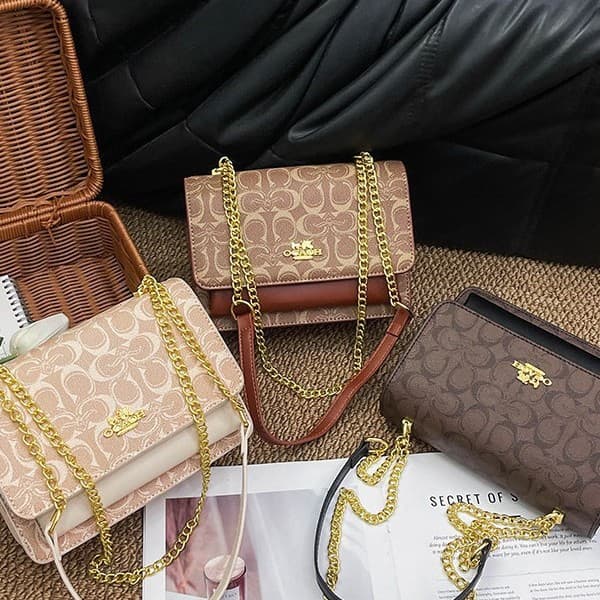 High-end small bag for women 2026 new temperament retro small square bag versatile fashion chain bag single shoulder crossbody bag