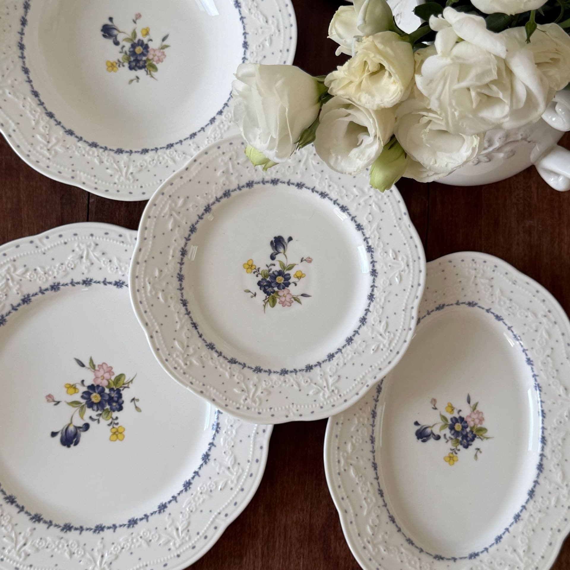 French Embossed Floral Wreath Blue Floral Ceramic Tableware, Ceramic Plate, Ceramic Bowl, Coffee Cup and Saucer, Dinner Plate, Dessert Plate