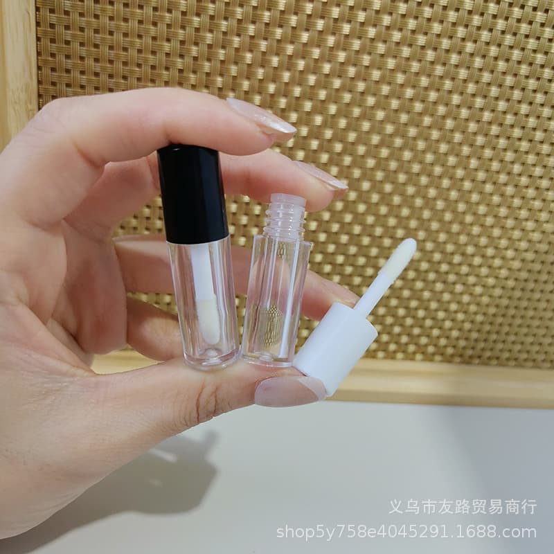 Lip Gloss Tube 1.2g Mini Sample Tube Foundation Concealer Refill Tube Cosmetic Packaging Material Lip Gloss Lip Oil Tube Portable