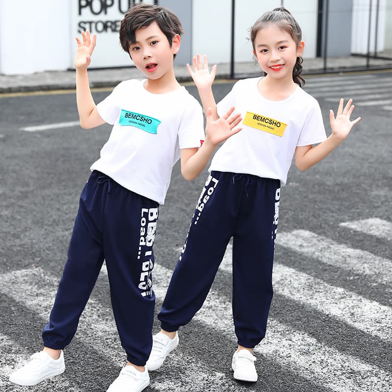 2025 Spring Children's Loose and Breathable Printed Casual Pants for Boys and Girls Fashionable Letter Sweatpants with Leg-locked Sports Pants