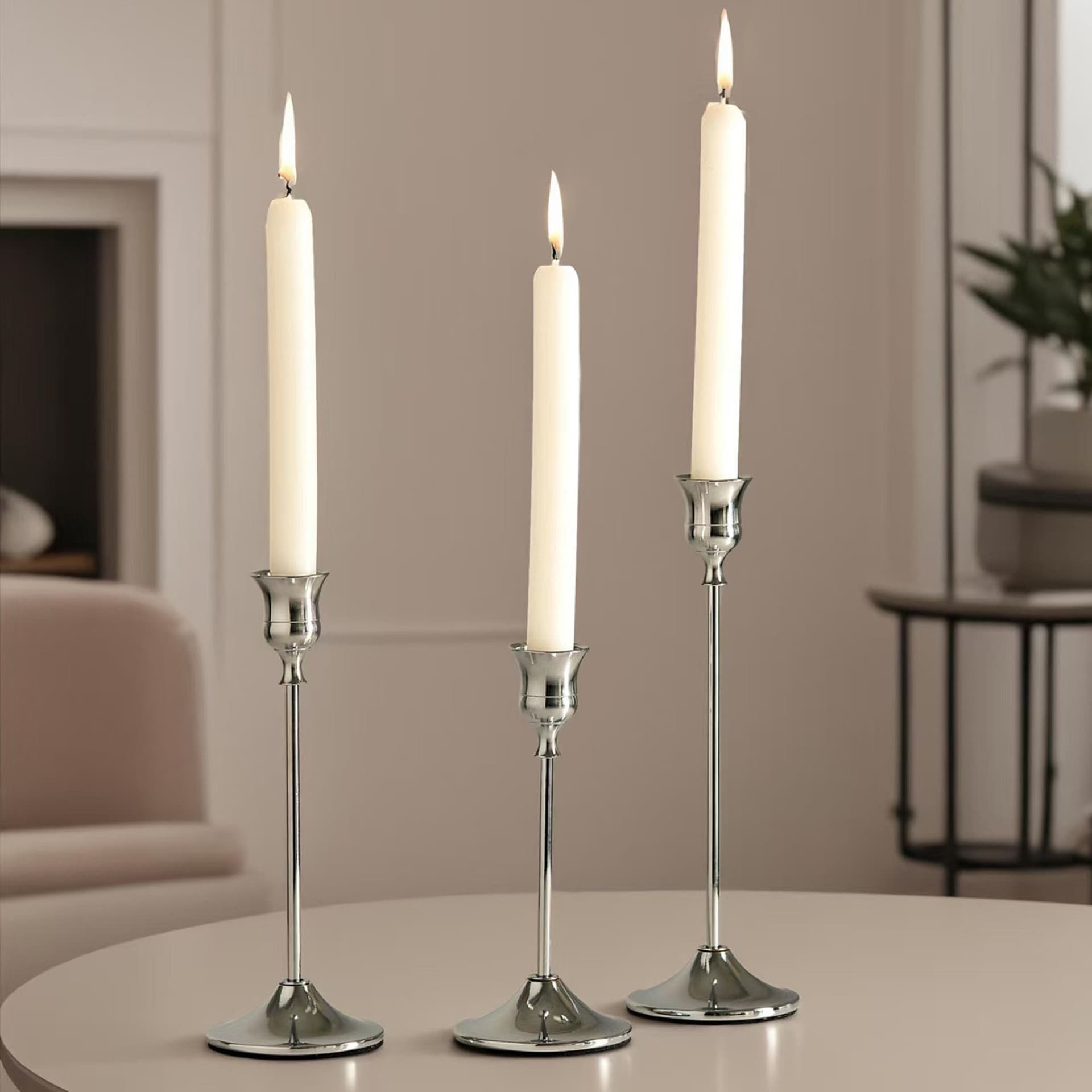 Jingli Cross-border European-style Metal Candle Holder Custom Home Wedding Decoration Vintage Iron Art Ornament Holiday Candle Set