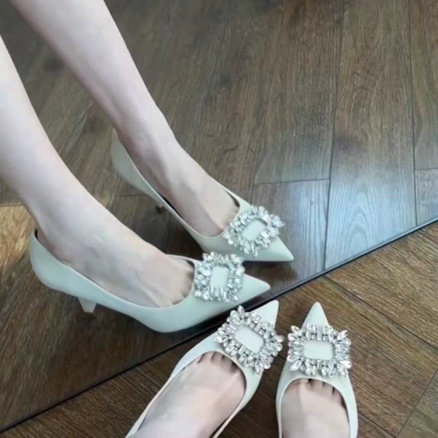Pointed-Toe High-Heeled Wedding Shoes with Thin Heels, Stylish and Trendy New Bridal White Shoes That Increase Height, Comfortable for Spring and Autumn 2025 Ins Style
