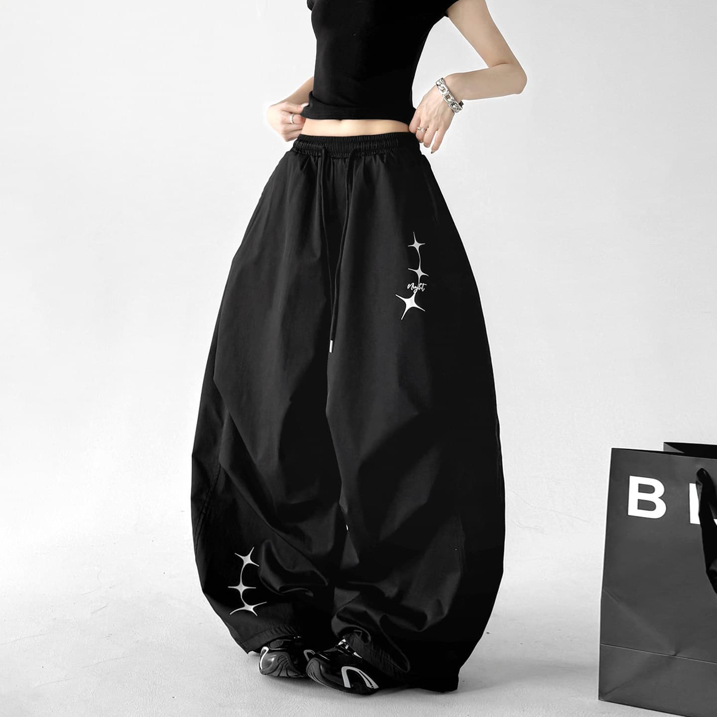 Black Loose Fit Cargo Pants for Women 2026 Summer New Style Wide Leg Casual Trousers Outdoor Hiking Quick-Dry Parachute Pants