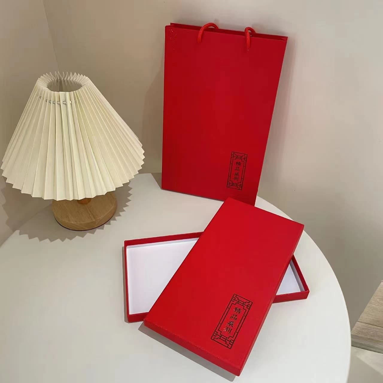 New gift box empty set, universal scarf packaging box, rectangular handle silk scarf gift box, heaven and earth box ready stock
