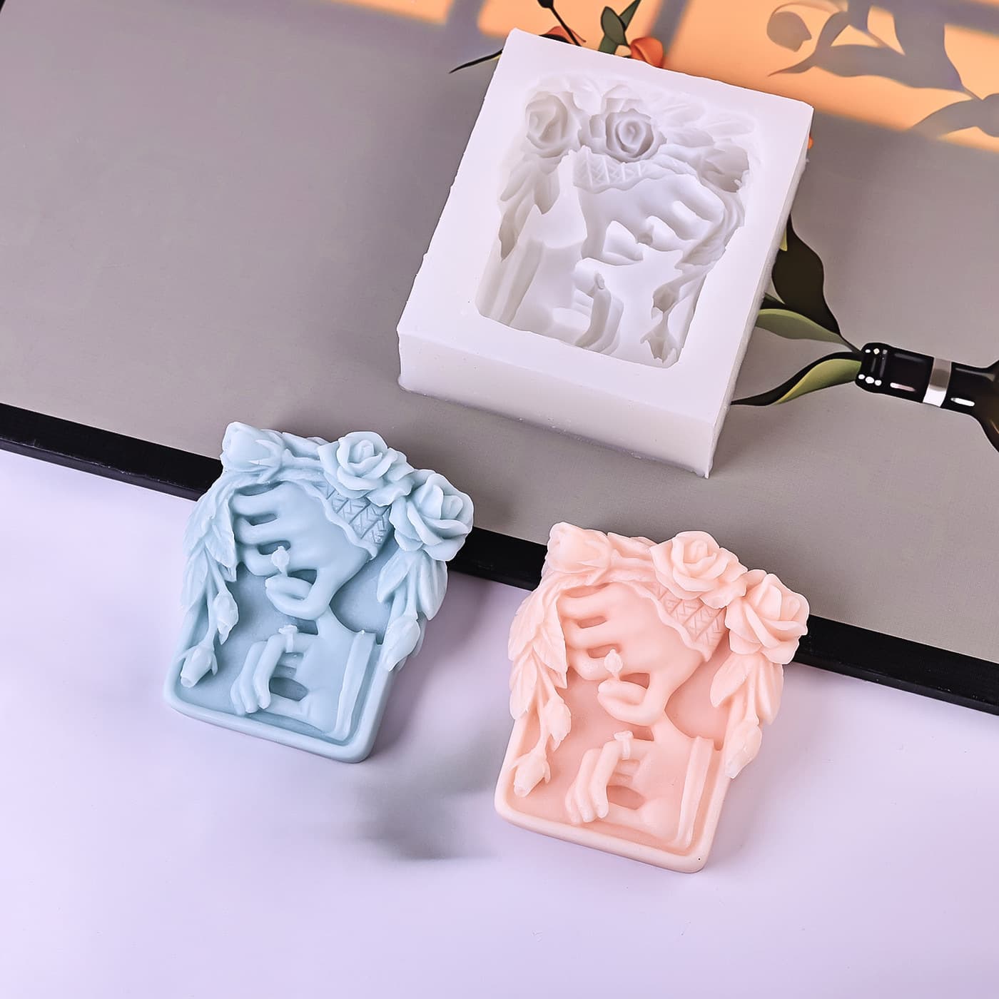 Rose Hand-in-Hand Ring Silicone Mold for Cake Baking, Resin, Aromatherapy, Gypsum, Candle, DIY Craft Ornament