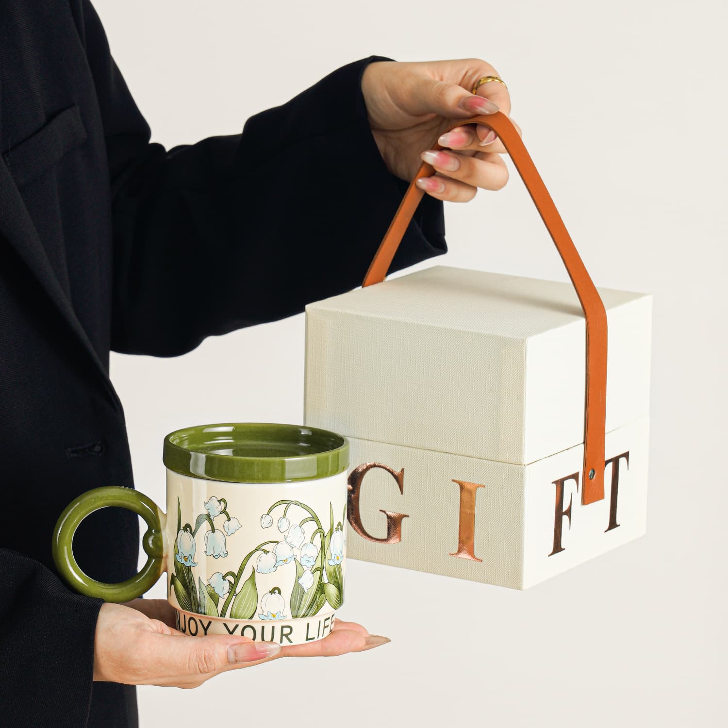Teacher's Day gift cup for teachers, lily of the valley blossom, high-end souvenir, exquisite and practical water cup gift box
