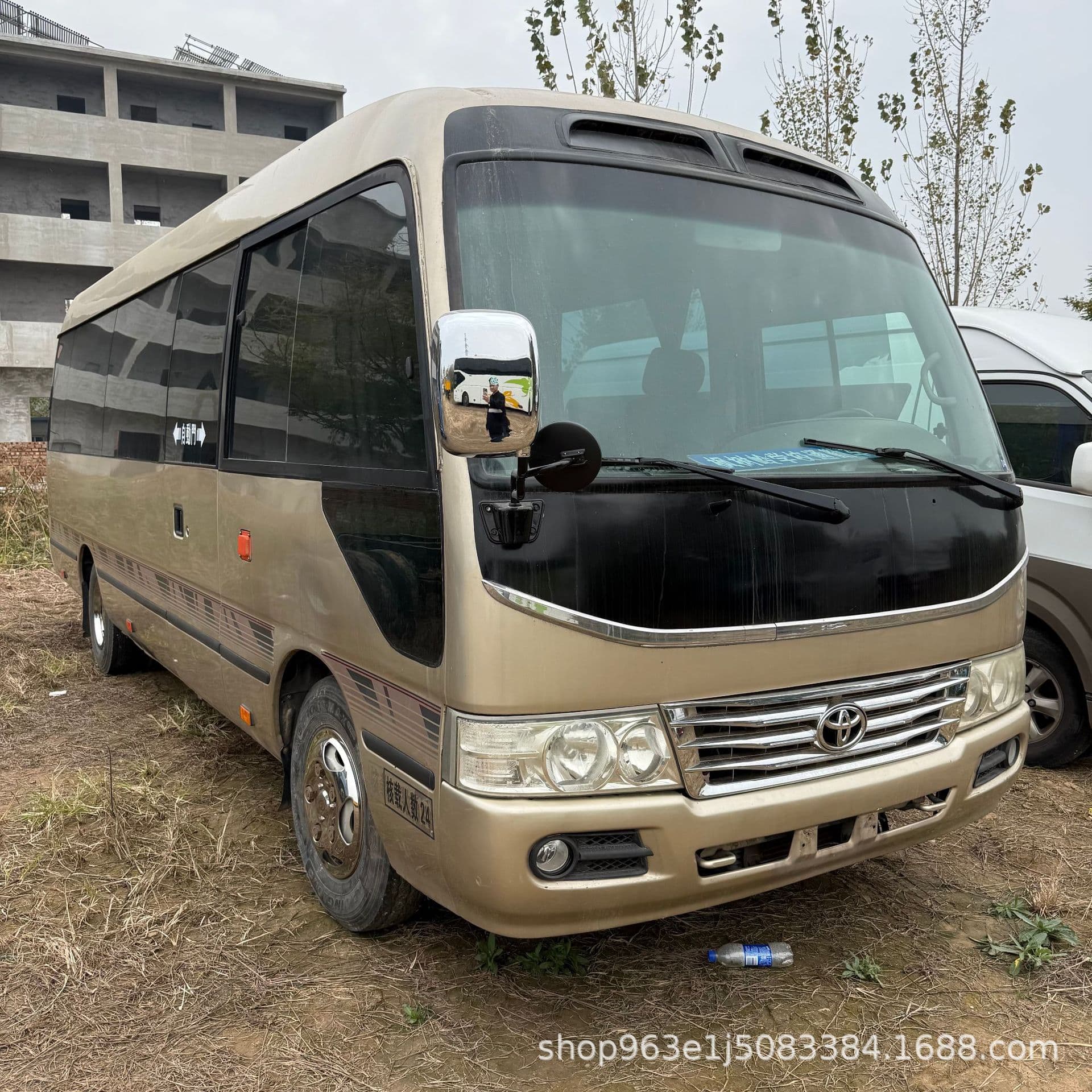 Foreign Trade Export Used Toyota Coaster Midibus 19-Seat Business Reception Commuter Vehicle