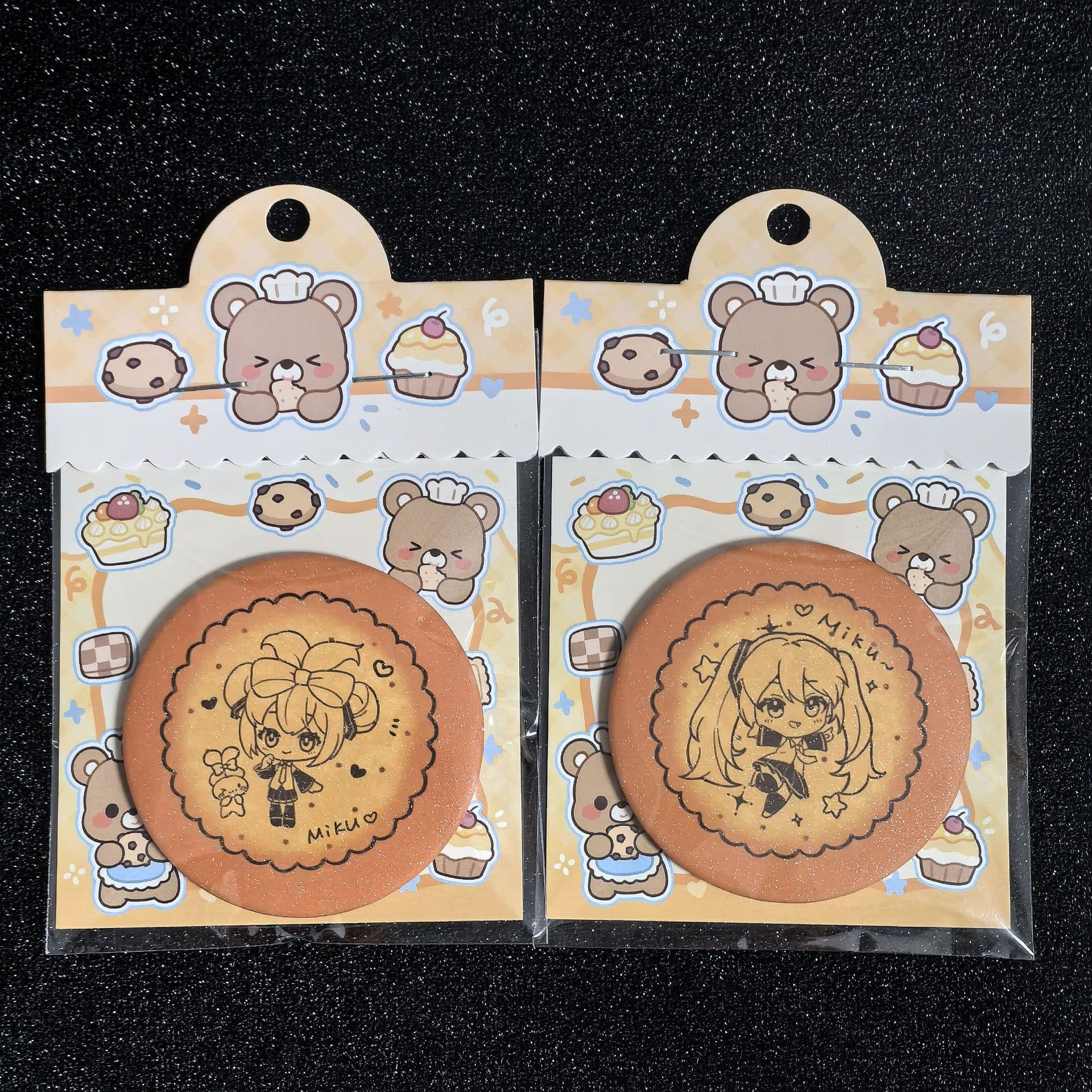 (Authorized by Painter) Original Hatsune Miku Fan Surround Biscuit Star Magic Badge Millet Tinplate