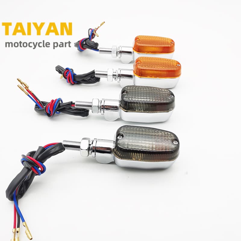 Motorcycle Parts Chopper Harley Retro Style Metal Turn Signal Light CB400 Modified Turn Signal Indicator