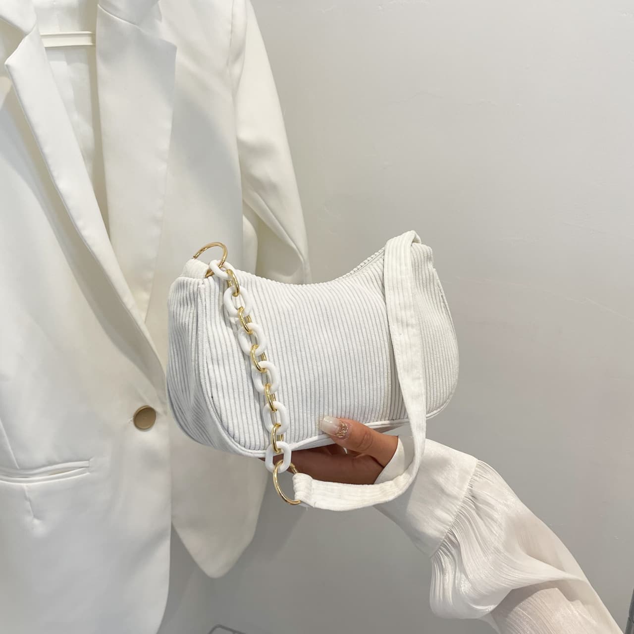 2025 Spring Chain Chic Underarm Bag Fashion Casual Minimalist Shoulder Bag for Women Corduroy Solid Color Handbag