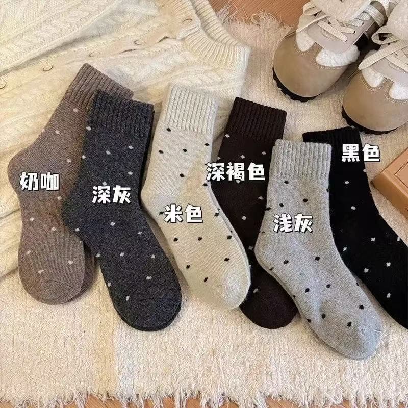 Meiyun Warm Autumn and Winter Fleece-Lined Thickened Polka Dot Terry Socks, Mid-Calf Socks, Cute Versatile Retro Snow Boot Socks