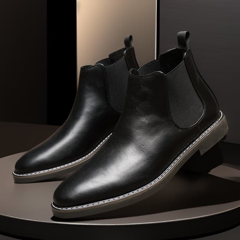New men's leather shoes, Martin boots, versatile British retro Chelsea boots, youth pointed toe ankle boots, plus size men's leather boots