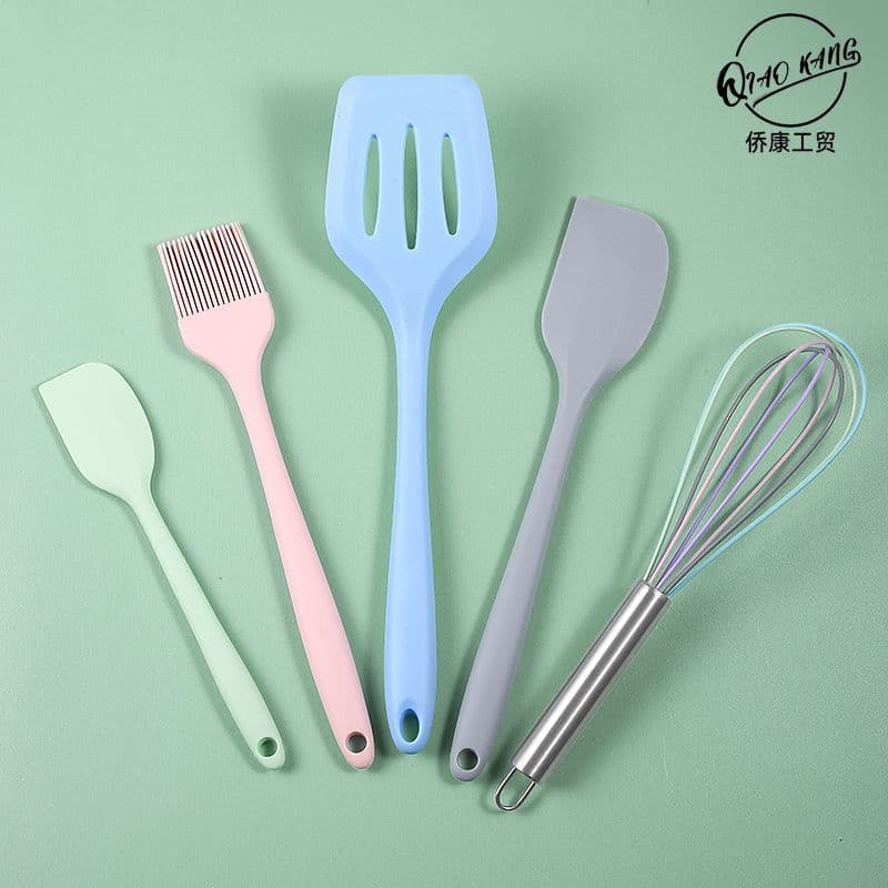 5-Piece Baking Tool Set, All-in-One Silicone Spatula, Small Oil Brush, Egg Frying Spatula, Slotted Spatula, Egg Beater Kitchen Utensils