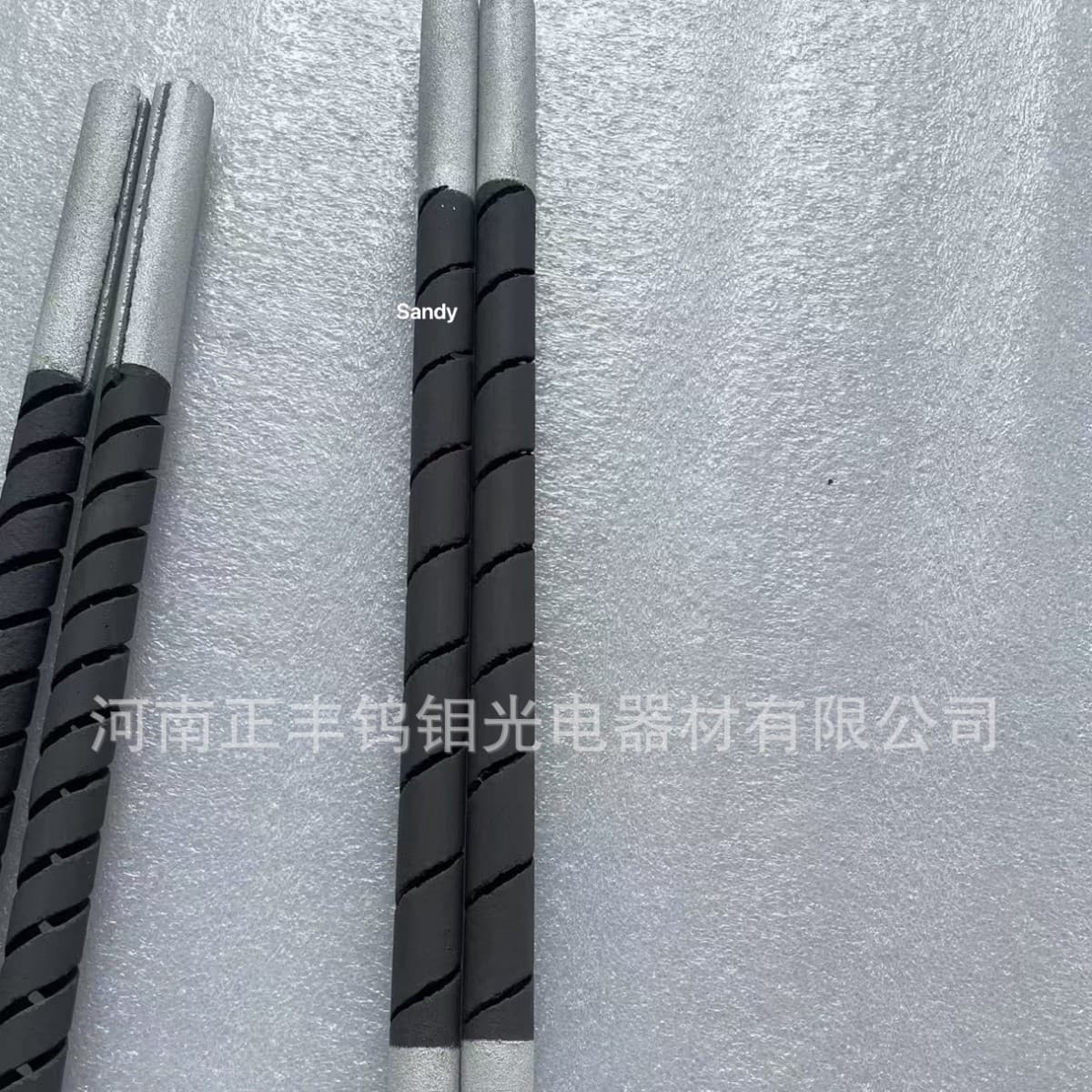 Manufacturer produces threaded rods with a diameter of 40mm, capable of providing drawings for production, single-thread or double-thread.