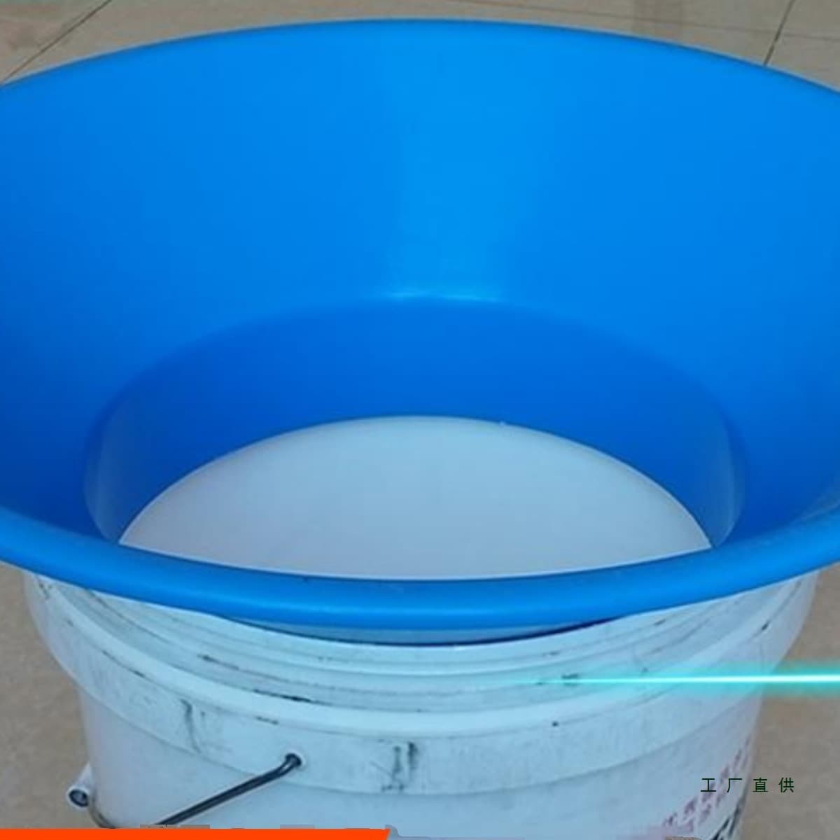Wide-Mouth Plastic Collection Funnel, Industrial Broad Opening Feeder, Large Loading Hopper for Dispensing and Storage