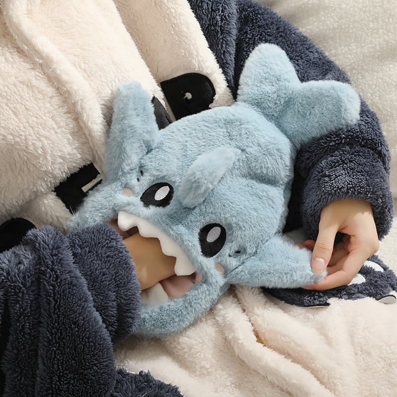 Cute Plush Pocket Style Fillable Hot Water Bag Thickened Explosion-proof PVC Ready Stock Wholesale Removable Washable Winter Hot Water Bag