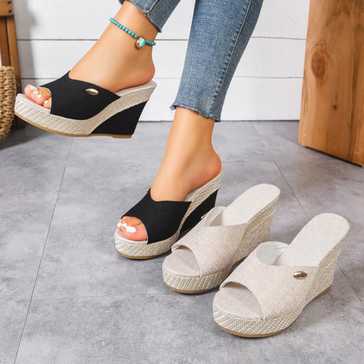 2026 Summer New Fashion Export Plus Size Peep Toe Wedge Casual Slip-On Sandals for Women Wholesale