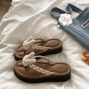 Thick Sole Flip Flops for Women Outdoor 2026 Summer Cute Cartoon Fashion Versatile Beach Flat Casual Slippers