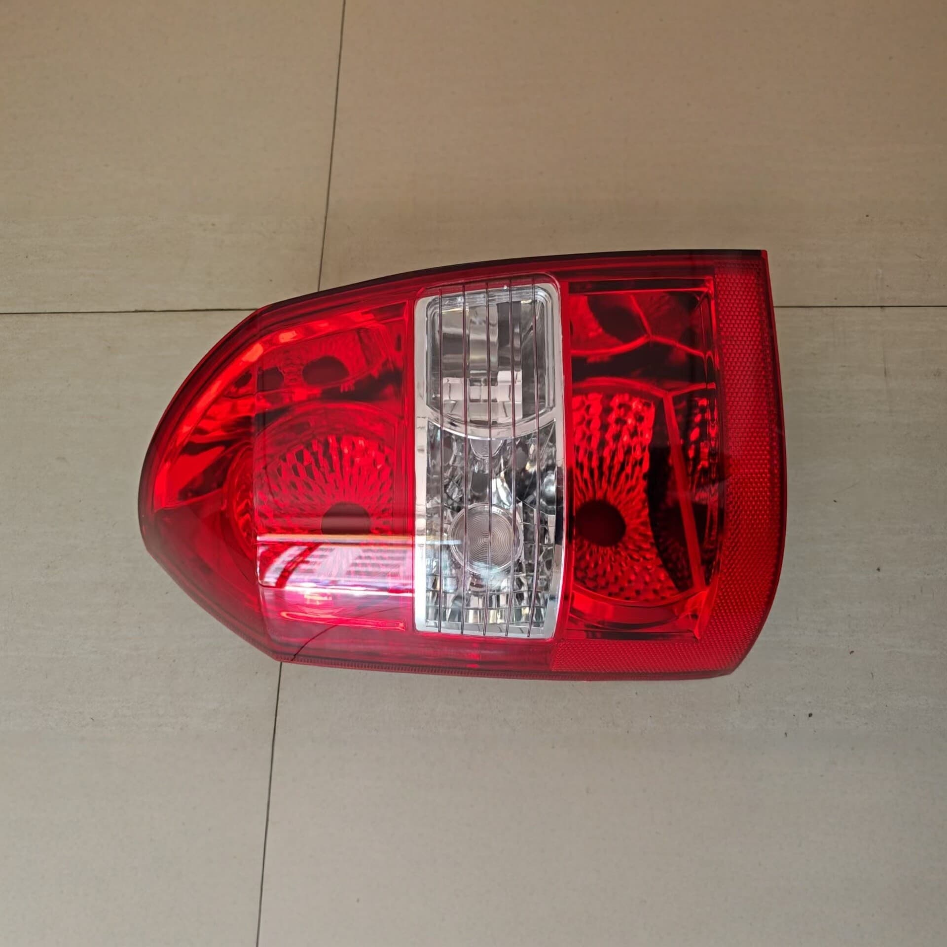 Compatible with 06-12 Hyundai Tucson Rear Tail Light, 06 Tucson Tail Light Red Lens
