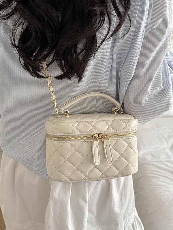 Diamond Quilted Embroidered Small Bag for Women 2023 New Summer Stylish Versatile Chain Crossbody Bag Trendy Hot Mini Square Bag