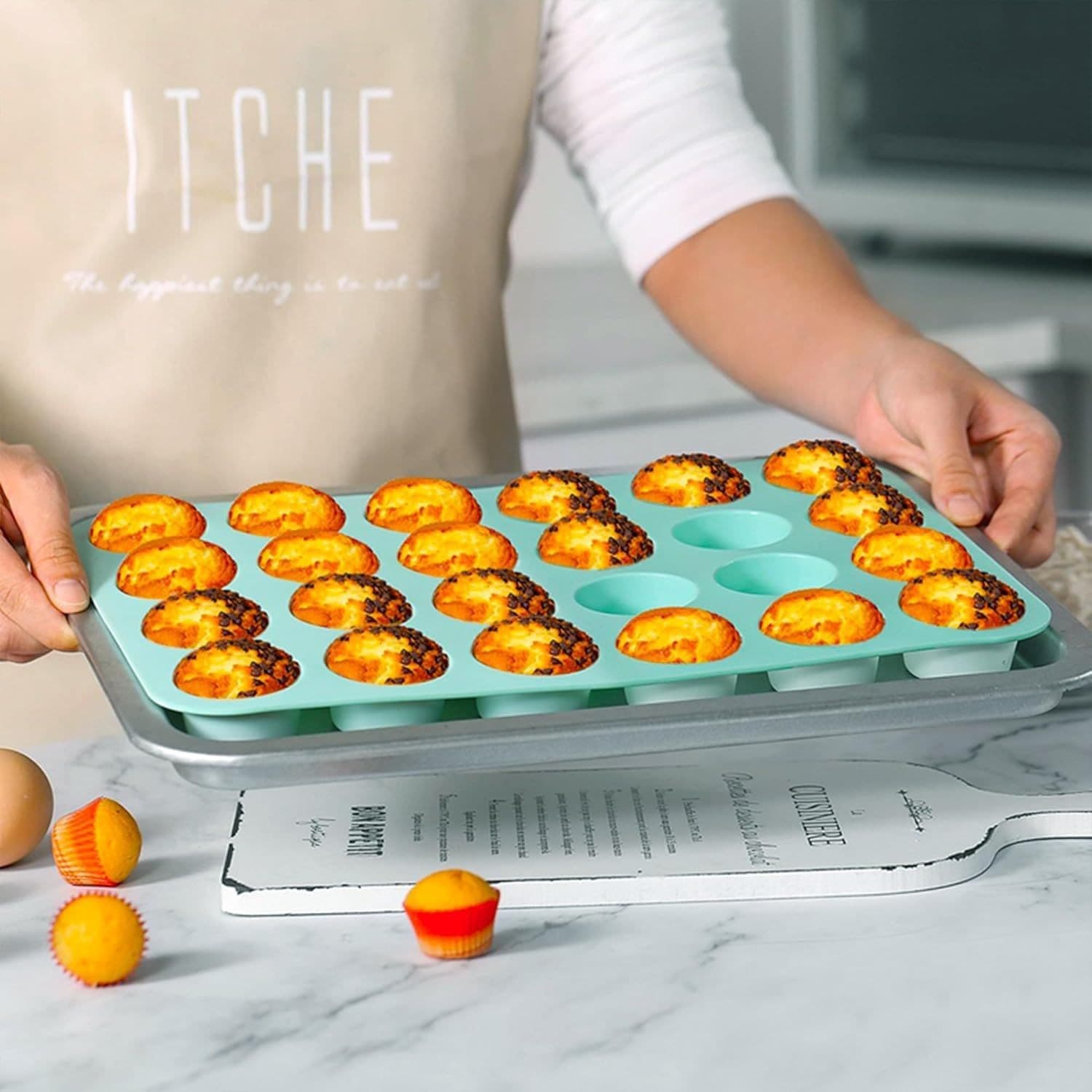 24-hole silicone baking mold, ice-making silicone mold, baking cupcakes for afternoon tea, high quality.