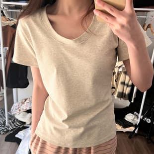 92% Cotton Regular Shoulder Long Sleeve T-Shirt for Women, Spring Autumn Slim Fit Inner Basic U-Neck Solid Color Cotton Layering Tee