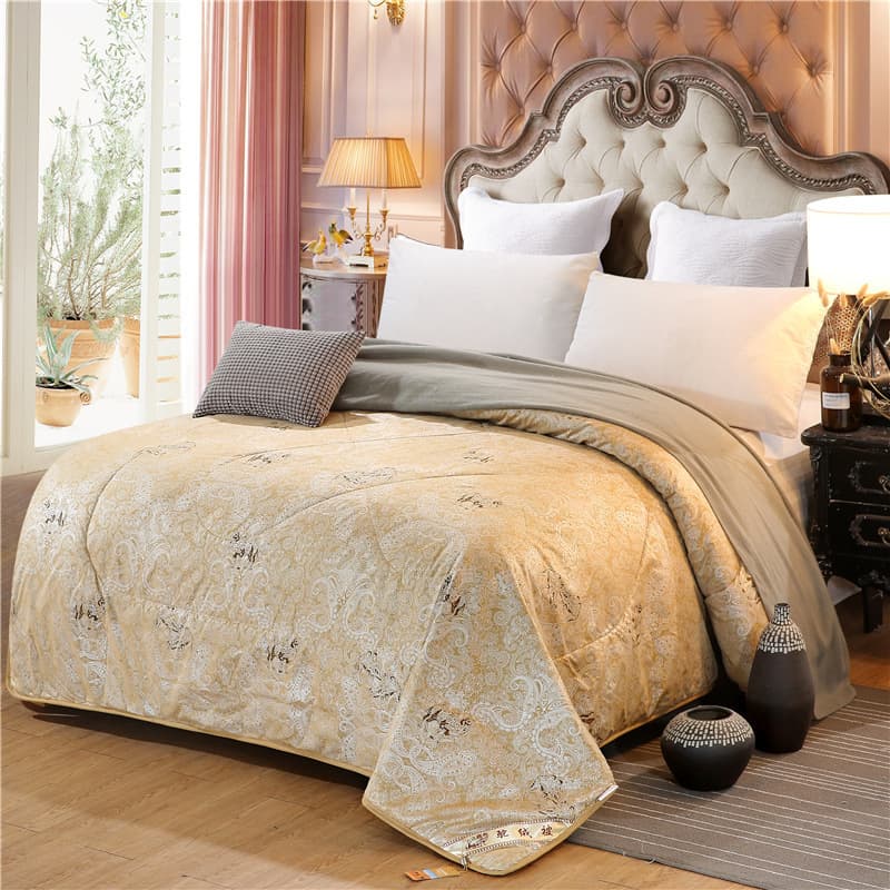 Gift Camel Down Quilt Gift Box Set, Thickened Warm Camel Hair Blanket, Jewelry Mall Event Promotional Quilt Gift, Drop Shipping Available