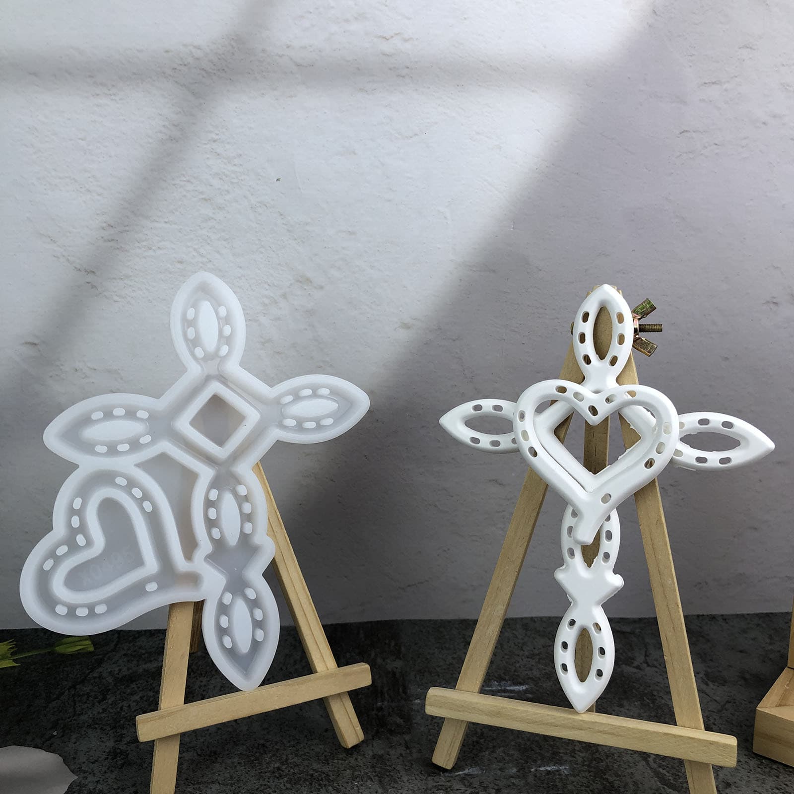 X0495 Love Cross Semi-3D Wall Hanging Decorative Cement Plaster Mold DIY Silicone Mold