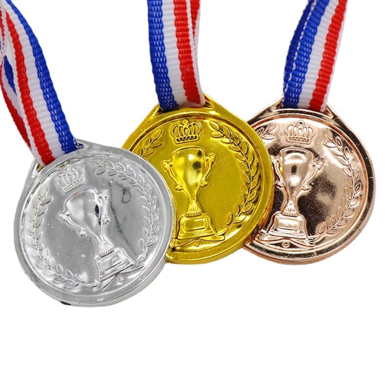 Children's Plastic Medal Tag Toy Honor Gold Medal for Sports Games, Party Costume Accessories Small Gifts