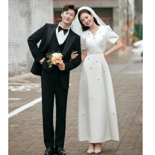 Korean satin light wedding dress 2026 new wedding registration white dress for women, simple light luxury petite dress suitable for daily wear