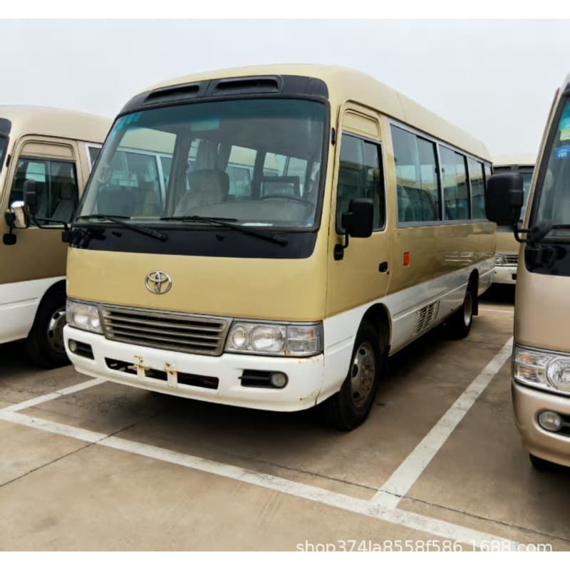 Overseas Supply Toyota Coaster Small and Medium-sized Bus 19-Seat 23-Seat Comfortable Seats Vehicle Export Trade