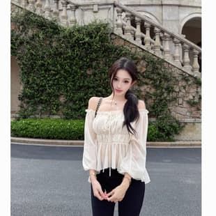 Stunning Pure Desire One-Shoulder White Chiffon Long-Sleeve Blouse Women's Summer French Style Off-Shoulder Waist-Nipped Slightly Sheer Short Top