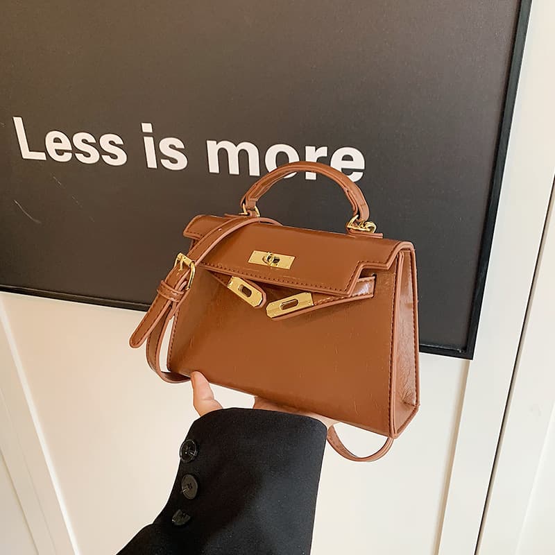 Cross-border Trade Women's Handbag 2026 New Summer Light Luxury High-end Simple Versatile Commuter Shoulder Crossbody Bag
