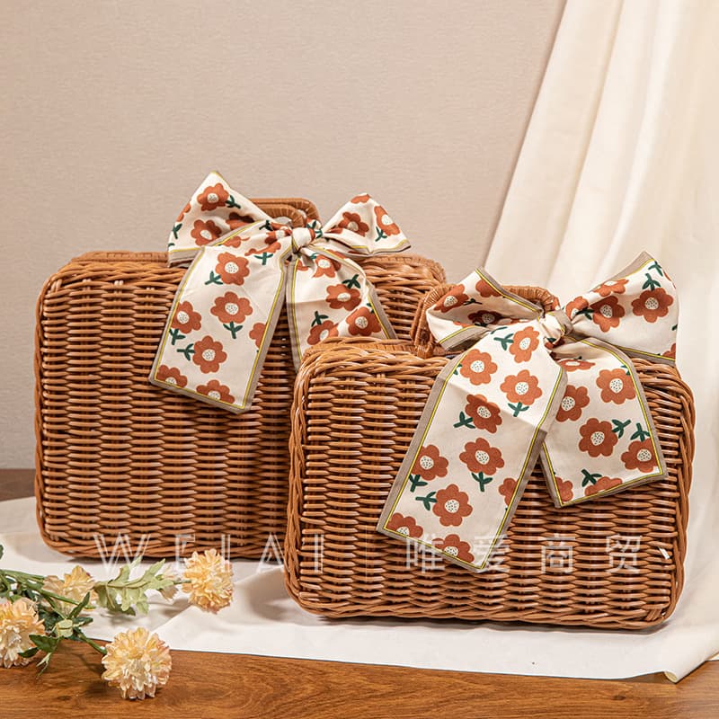 Retro Woven Basket Handheld Picnic Basket Gift Packaging Basket Storage Basket Free Shipping from Origin Place Handmade Wicker Basket