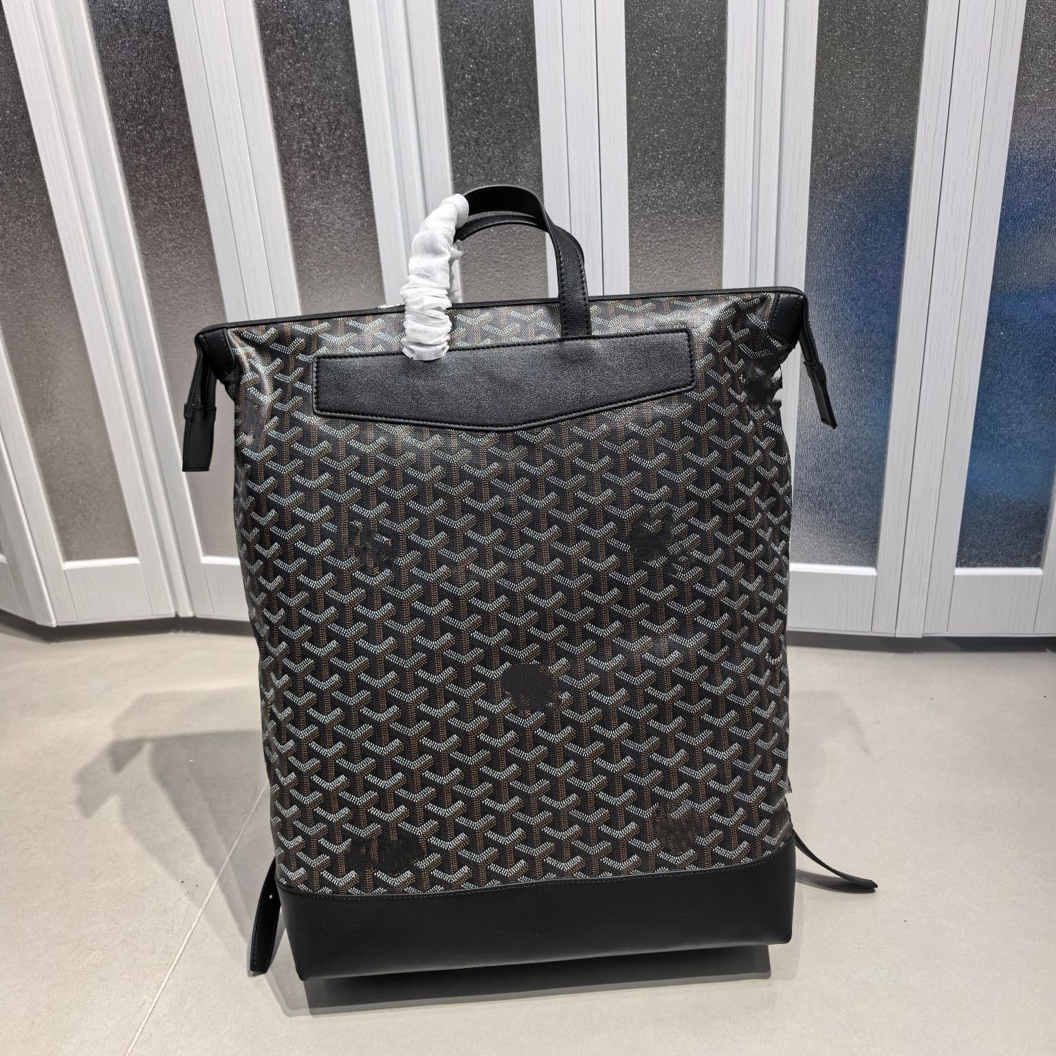 New Dogtooth Pattern Classic Monogram Shoulder Crossbody Travel Bag Large Capacity Lightweight Short Trip Hand Carry Luggage