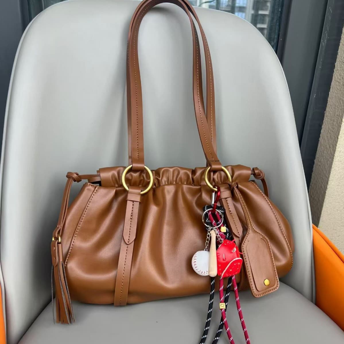 M home joie*appa genuine leather women's bag pleated drawstring cloud bag 25 new retro shoulder bag handbag bag for women