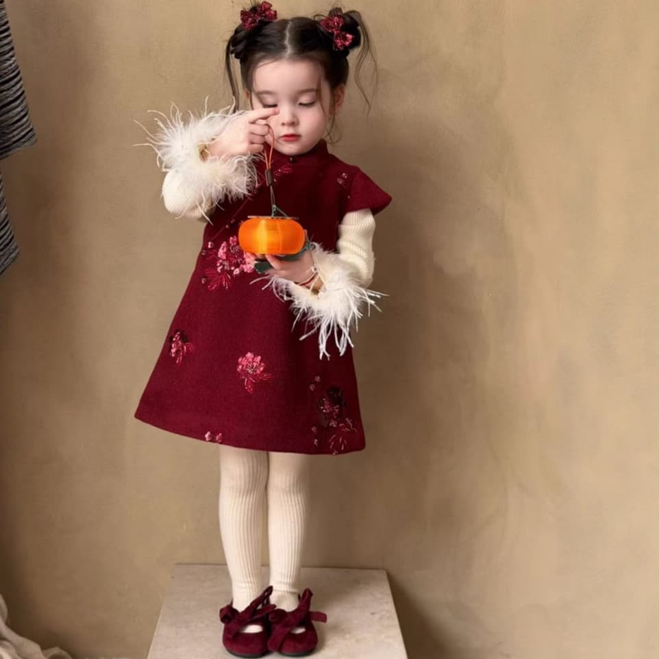 Maitian Girl Baby Chinese New Year Winter Sequined Velvet Cheongsam Vest Dress Children's Cotton Padded Vest New Year's Outfit