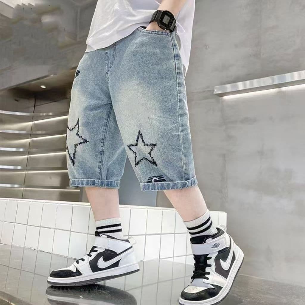 Boys' Shorts 2026 Summer Loose Thin Mid-Large Kids Over-the-Knee Casual Cartoon Shorts