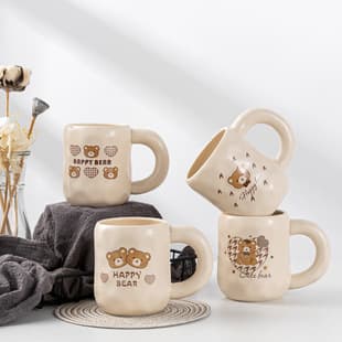 Creative cartoon bear mug, high-end ceramic mug, couple's cream color coffee cup, wedding souvenir gift mug