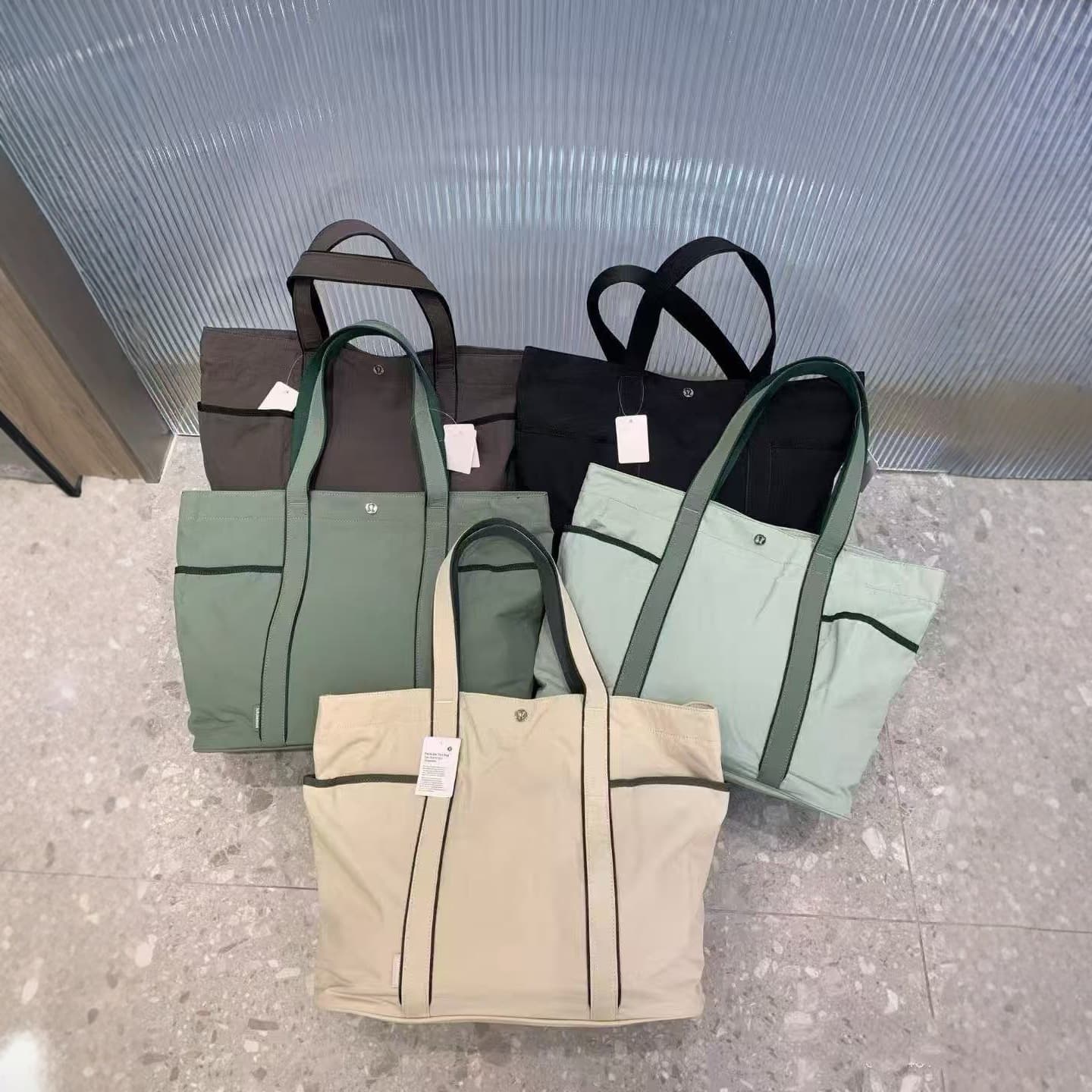 2025 New Lulu Canvas Tote Bag for Women, Mommy Bag, Large Capacity Canvas Bag, Shoulder and Handbag for Commute