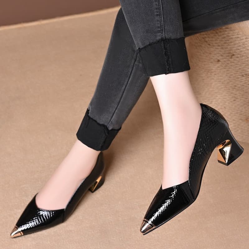 Foreign trade cross-border metal pointed toe shallow mouth single shoes for women spring and autumn new style French thick heel versatile comfortable medium heel small leather shoes