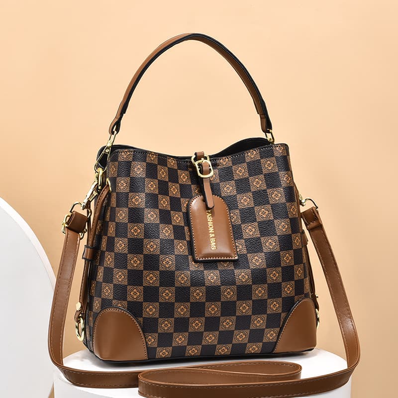 Vintage Fashion Women's Handbag 2023 New Color Blocking Printed Single Shoulder Crossbody Bucket Bag