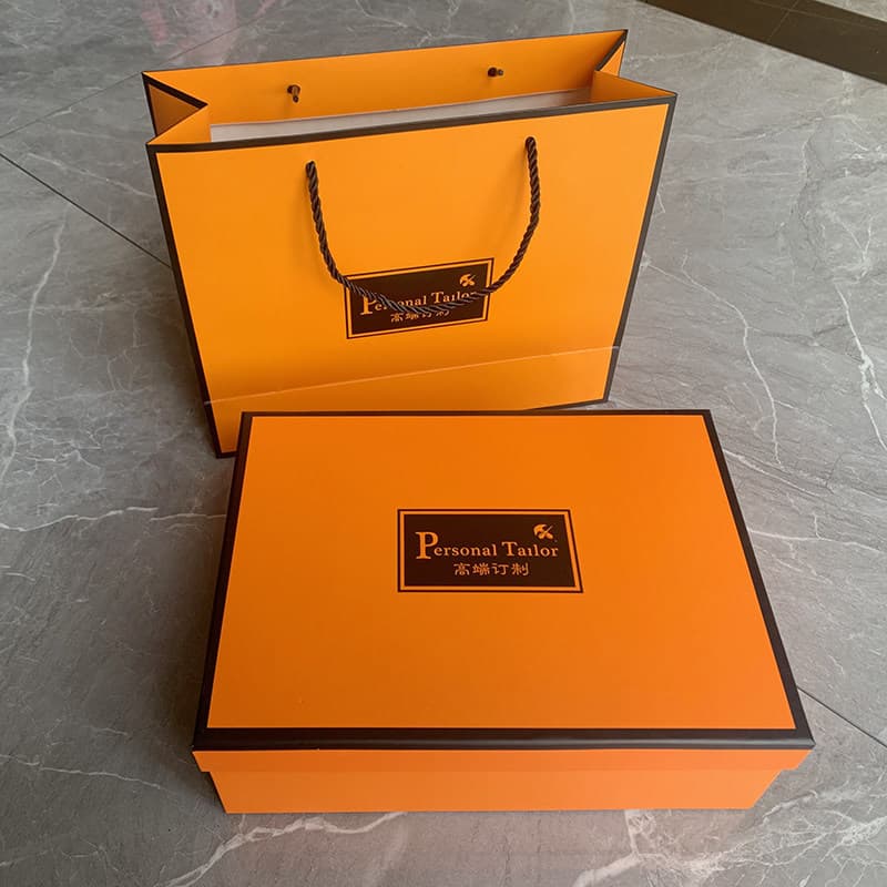 Disposable Paper Box One-time Use Ordinary Kraft Paper Handmade Orange Gift Box with Handle Standard Thickness No Return