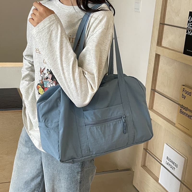 2026 New Trendy Korean-Style Nylon Sports Fitness Bag, Lightweight Large-Capacity Travel Bag, Boston Shoulder Bag for Women